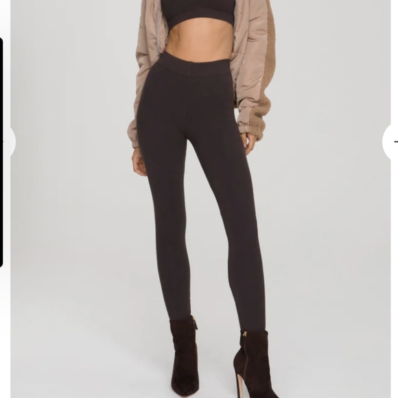 Good American Pants - NWT Good American Lounge Leggings in Coffee Brown